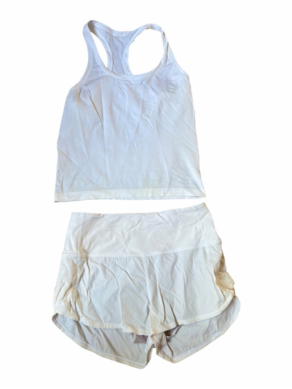Lululemon Speed Up Shorts 4 XS 2.5” LW7BAIS White Tank Top Bundle